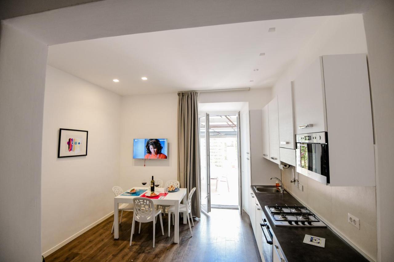 Ema Flat In Trastevere Roma Exterior foto